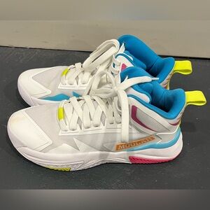 Moolah Women’s Athletic Sneakers Size 8 White Blue Pink Lace-Up Shoes